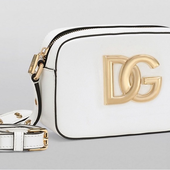 NEW WITH TAGS! 100% Authentic Dolce And Gabbana White Logo Leather Camera Bag - Picture 5 of 13